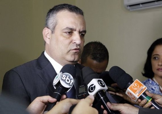 MPE denuncia prefeito de Campo Grande por crime de corrupção ativa