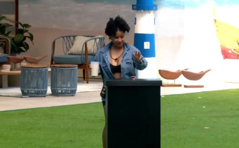 Milena aperta botão misterioso e conquista poder para o Paredão