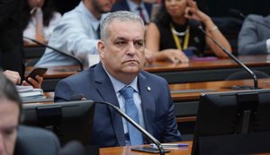Alfredo Gaspar solicita vacinas e apoio do Ministério da Saúde para enfrentar surto de meningite em Alagoas