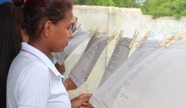 Cerimônia de formatura do curso Papel no Varal Escola é realizada