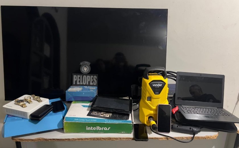 PM prende dupla suspeita de praticar furtos em Arapiraca