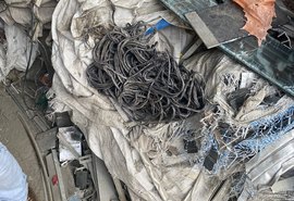 Dono de ferro-velho é preso em flagrante por receptação de fiação elétrica na Serraria