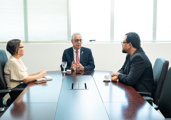 Presidente do TRE/AL recebe Sindicato dos Jornalistas para diálogo sobre a atuação da imprensa no período eleitoral