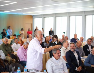 Renan Filho defende ‘novo salto’ no desenvolvimento de Alagoas em encontro com setor produtivo