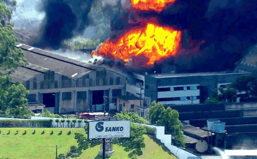 Explosão em fábrica deixa pelo menos nove feridos em Diadema-SP