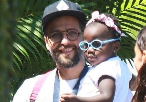 Autores de ataques racistas à filha do ator Bruno Gagliasso têm sigilo quebrado