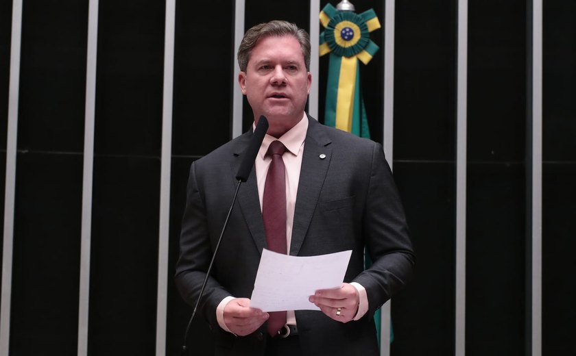 Marx Beltrão cobra solução pacífica para conflito em Palmeira e defende famílias que vivem há décadas na região