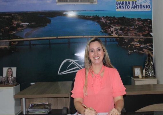 Prefeita anuncia corte de 50% de seu salário por conta do coronavírus