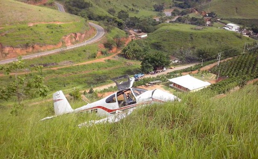 Avião de pequeno porte cai em fazenda na Zona da Mata de Alagoas