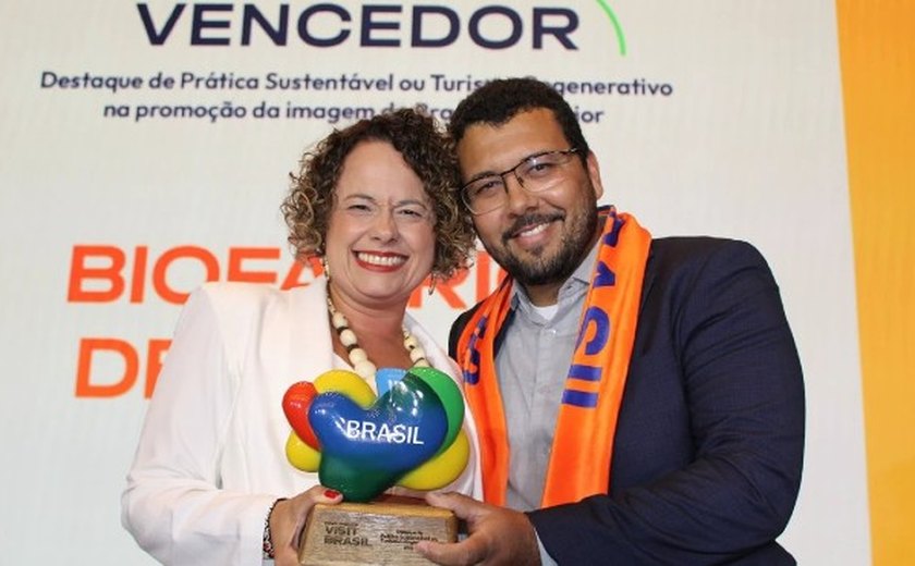 Biofábrica de Corais é premiada pela Embratur por atuação em turismo regenerativo