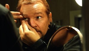 Assange é tema de novo filme de ganhadora do Oscar de melhor documentário