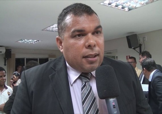 Candidato a vice pela oposição toma multa de mais de R$ 50 mil da Justiça eleitoral