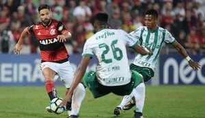 Palmeiras e Flamengo empatam e veem rivais mais longe