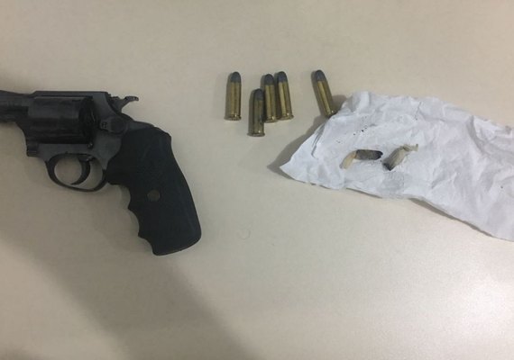 Caminhoneiro embriagado e armado é detido pela PRF em São Miguel dos Campos