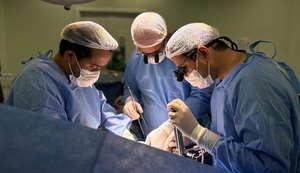 Paciente de 63 anos celebra recuperação após transplante hepático no Hospital do Coração Alagoano