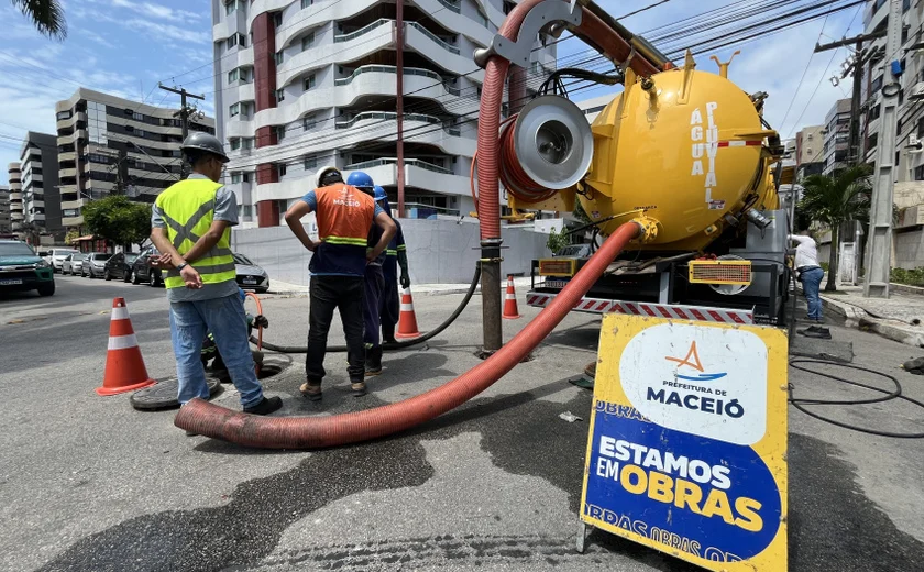 Ação de Prefeitura identifica mais dois pontos de esgoto irregular na Ponta Verde