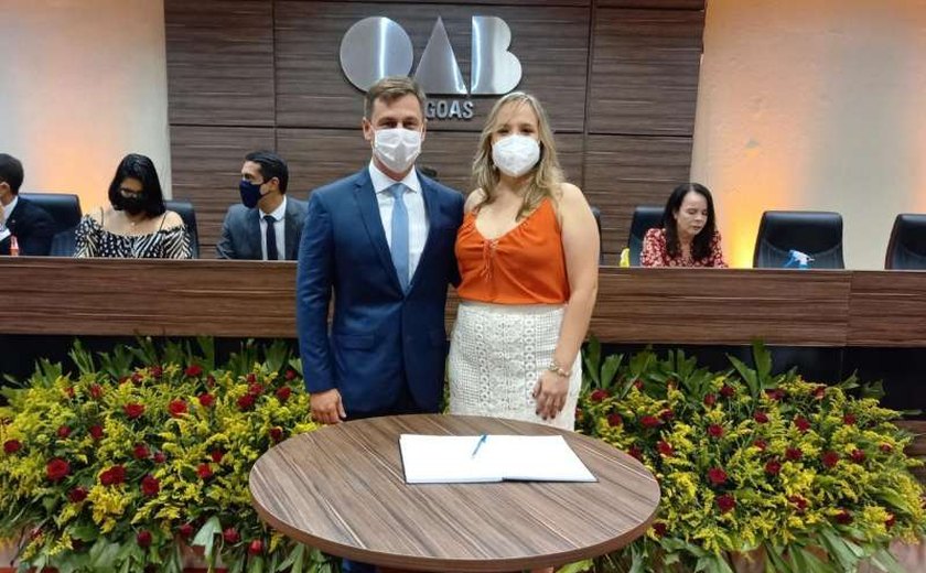 Vagner Paes e Natália Von Sohsten assumem presidência da OAB/AL no triênio 2022-2024
