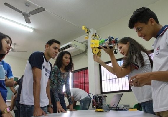 Secretaria inaugura espaço de formação em tecnologia para professores