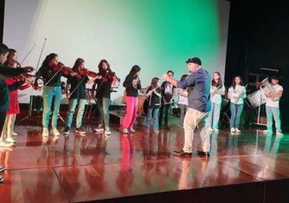 Mais de 200 crianças participaram das oficinas de música brasileira em Portugal
