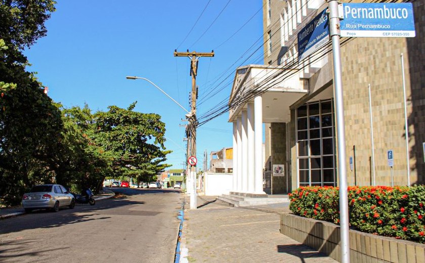 Homem é condenado a 36 anos de prisão por assassinato de ex-mulher em Maceió