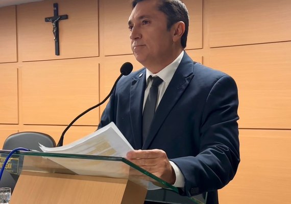 Vereador expõe fechamento de cinco maternidades em gestões de Luciano Barbosa