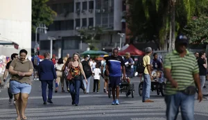 Crescimento populacional caiu para 0,37% em 2026, estima IBGE