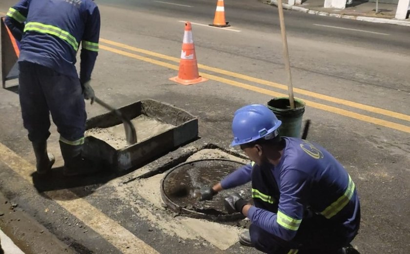 Operação Tampa Bueiro chega à Avenida Siqueira Campos, no Prado