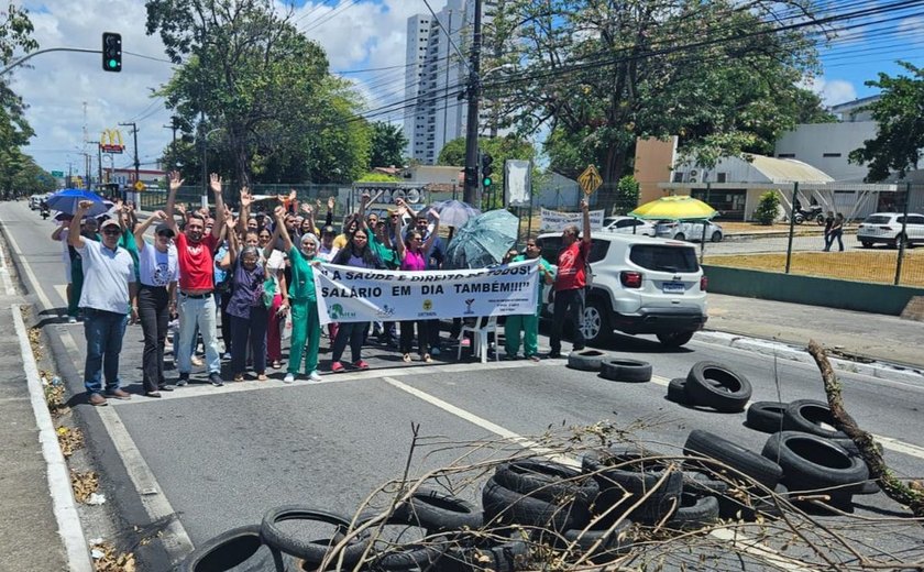 Trabalhadores do Veredas voltam a protestar contra o atraso de salários