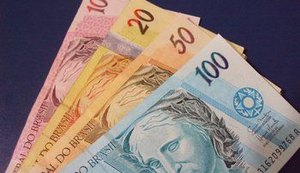 Recuperação de crédito cai 2,7%  em 12 meses