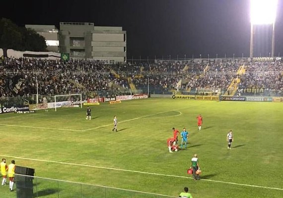 Ceará e Boa Esporte empatam e seguem sem vencer na Série B