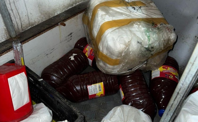 Vigilância Sanitária interdita trailer com 20kg de produtos inadequados para consumo