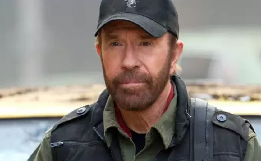 Chuck Norris é hospitalizado após emergência médica no Havaí