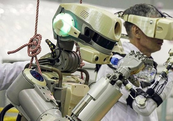 Espaçonave russa não consegue completar missão com robô humanoide