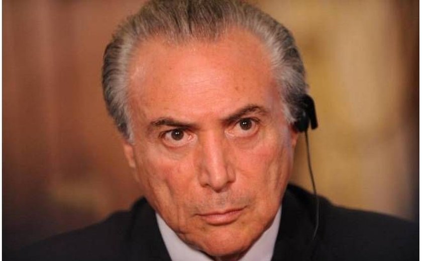 Em véspera de votação, Michel Temer diz que irá 'recolocar o Brasil nos trilhos'