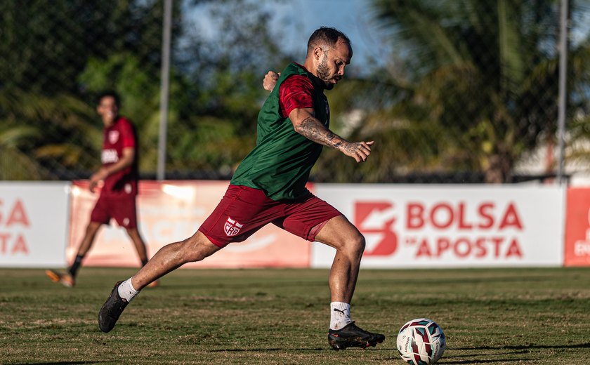 CRB pode ter novidades na escalação titular contra Ponte Preta
