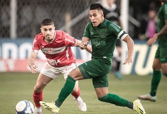 CRB toma gol nos acréscimos e perde para o Coritiba no Couto Pereira