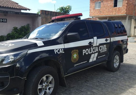 Foragida por prostituição infantil ocorrida em 2004 é presa pela Deic em Maceió