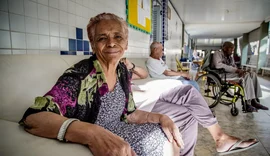 Tema da redação do Enem ajuda a debater etarismo, dizem professores