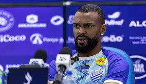 'Sem confiança não se faz futebol', diz lateral Ailton Santos, do CSA