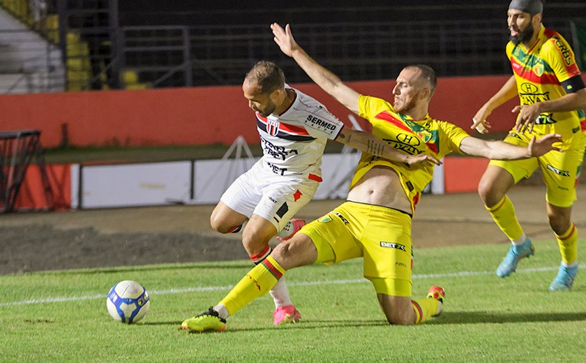 Galo de olho no confronto de Brusque e Botafogo-SP nesta terça