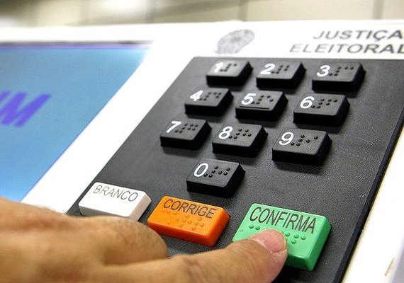 Justiça Eleitoral afirma que processamento dos votos na urna antes de confirmar é boato