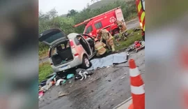 Grave acidente deixa dois mortos e quatro feridos na BR-101, no RJ