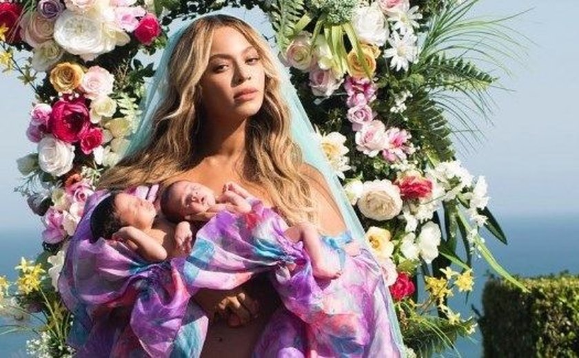 Beyoncé contrata 18 empregados para cuidar dos gêmeos Rumi e Sir Carter