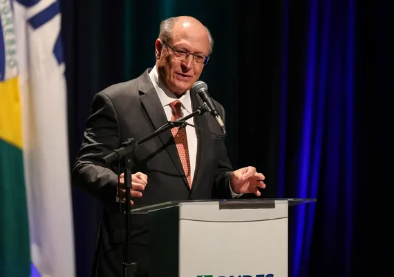 'Boa química' entre presidentes vai ajudar no tarifaço, diz Geraldo Alckmin