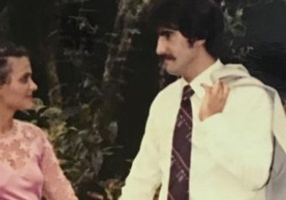 Ratinho aparece com bigodão e magrinho em foto antiga de casamento