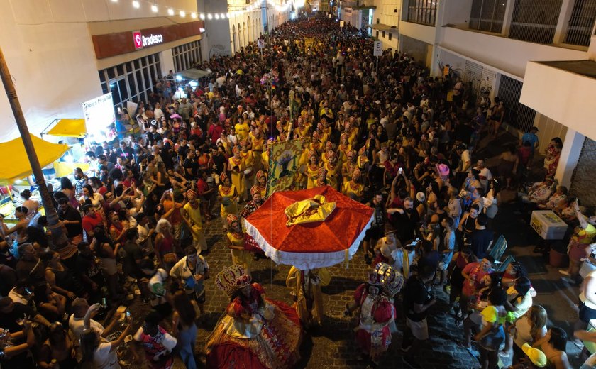Prévias carnavalescas animam Maceió até domingo