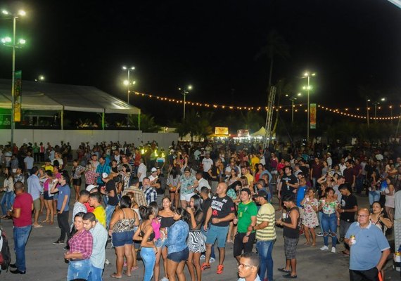 Arraial Central atrai maceioenses e turistas ao Jaraguá