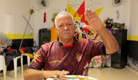 Após 2 anos de pandemia, escolas de samba voltam a se apresentar e levam carnaval fora de época a bairros de Maceió