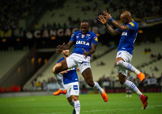 Cruzeiro derrota o Ceará no Castelão e dorme na vice-liderança
