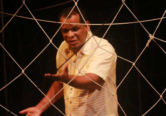 CIA LACASA apresenta 'Minha Pele' no Teatro de Arena Sérgio Cardoso